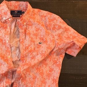 Vineyard Vines Hawaiian Whale shirt